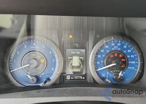 2018 Toyota Sienna Le z USA, uszkodzony, nr VIN 5TDKZ3DC8JS937875